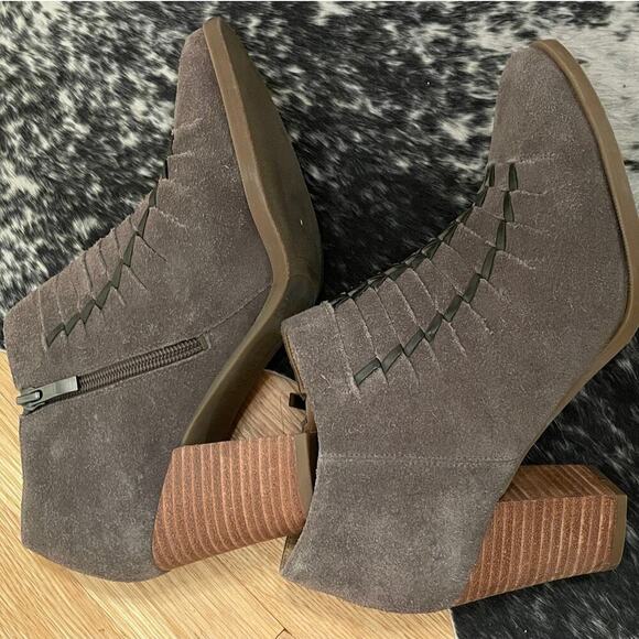 Suede Leather Braided Ankle Boots | Womens 9.5M, Brown - Picture 5 of 9